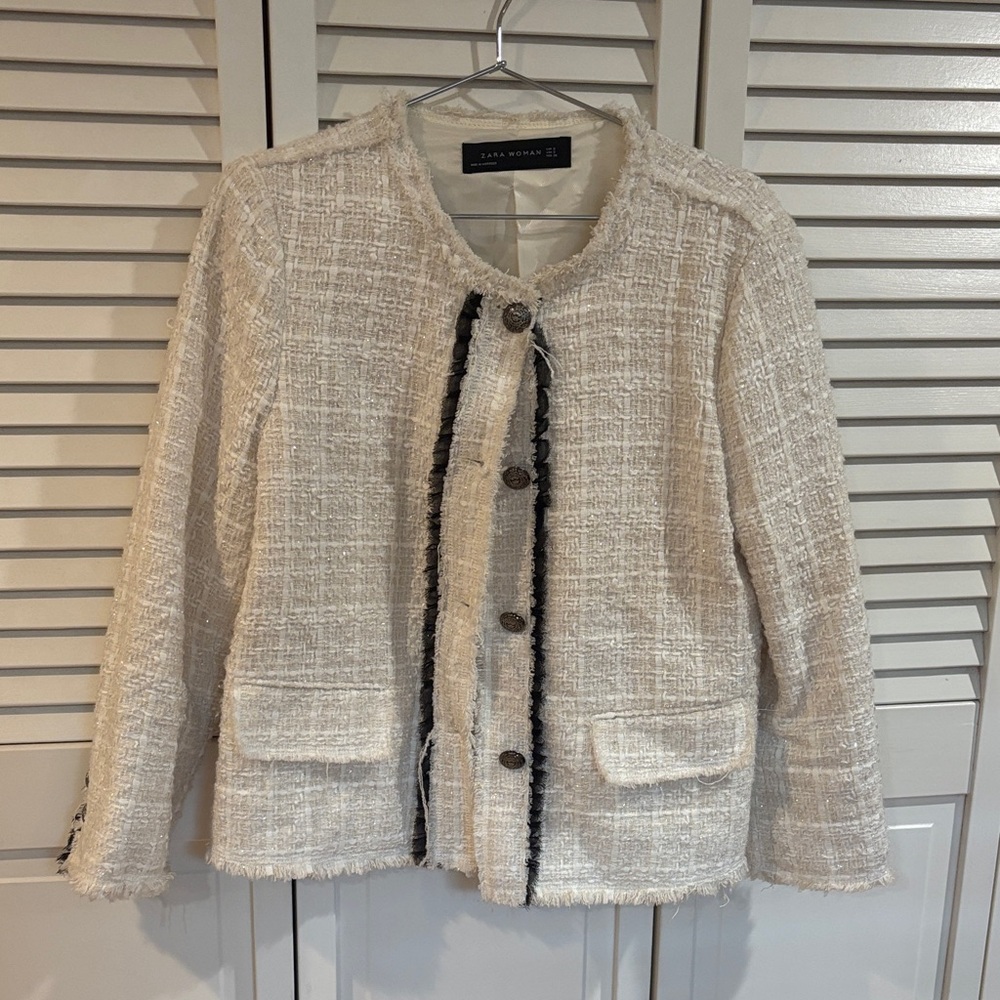 Zara Women's Cream Tweed Blazer with Black Accents